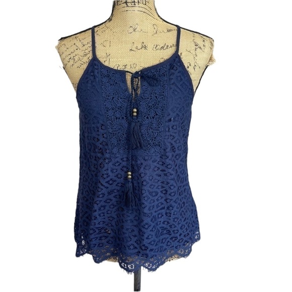 ROMEO and Juliet Lace Boho Tank Top Navy Keyhole Tassel Blouse - Picture 7 of 8